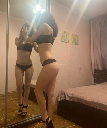Я открою тебе дверь в мир наслаждения и разврата. Мои услуги наполнены страстью и нежностью, я умею настроиться на каждого моего клиента. С моим телом и твоей фантазией ты сможешь реализовать самые интимные желания. В Москве я именно та, кто тебе нужен. Мои клиенты остаются довольны и всегда хотят вернуться ко мне снова и снова. Я с нетерпением жду тебя, чтобы создать незабываемые моменты вместе. 🌹 💋🔥🔞💯 София