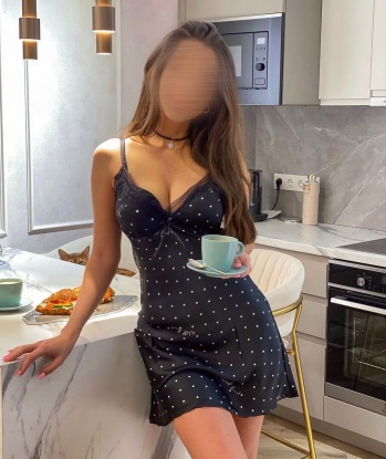 Привет, я креативная и нежная девушка с богатым опытом в интимной сфере 😌💋 Живу и радую мужчин в Москве 🌆 Мои услуги включают все, что ты можешь себе представить: классический секс, оральный, анальный, эротический массаж и многое другое 😏💦 Для меня любовь и страсть – это искусство, в котором каждое движение и прикосновение становятся незабываемыми мгновениями 🌹😉 Мне нравится удовлетворять мужчину и смотреть на его счастливое лицо ☺️💕 У меня есть много положительных отзывов и фото, которые сделают тебя жаждущим провести со мной незабываемое время 😉📸 Забудь о повседневности и окунись в мир наслаждения вместе со мной 🌟✨ Жду тебя, чтобы немного погрузиться в океан наслаждения 🌊😘 Варвара